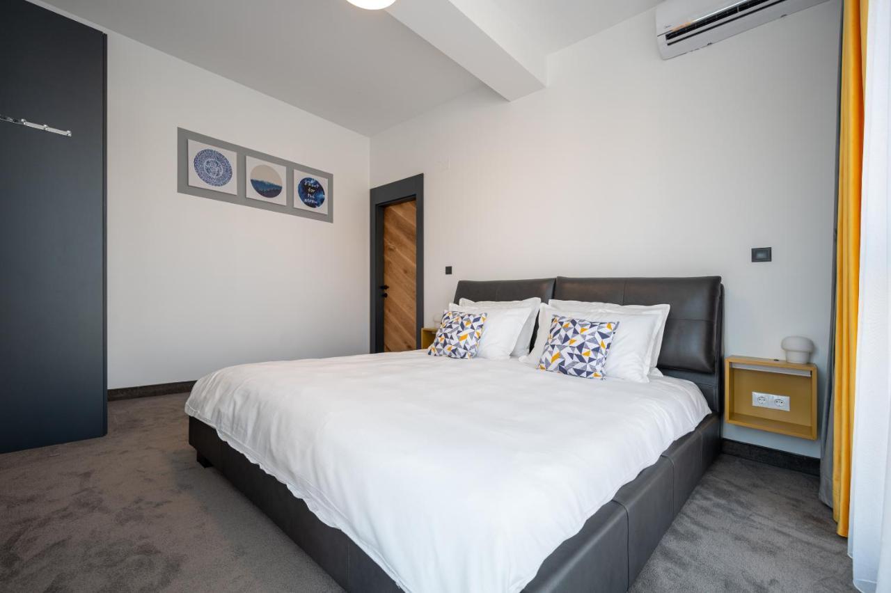 Aparthotel Calvin Oradea Zewnętrze zdjęcie