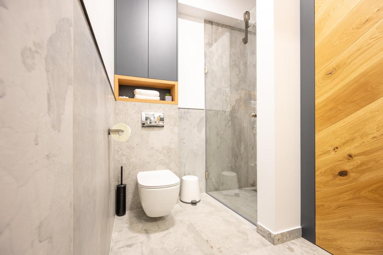 Aparthotel Calvin Oradea Zewnętrze zdjęcie