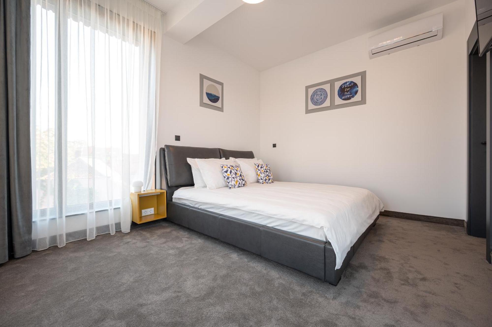 Aparthotel Calvin Oradea Pokój zdjęcie